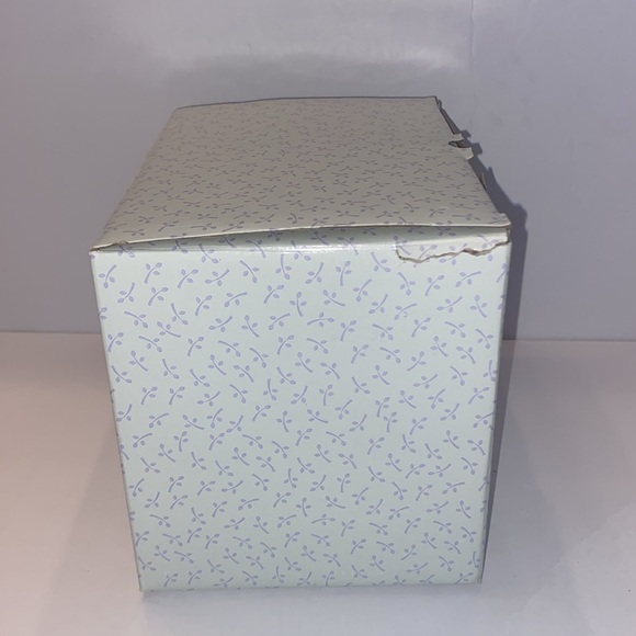 NEW! Cherished Teddies, Betty Lou, Special Delivery - Picture 15 of 16